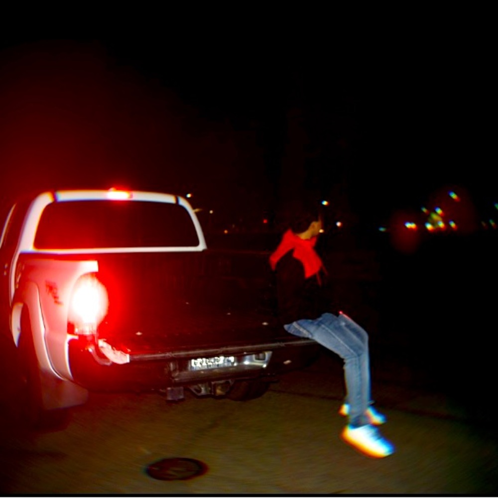 Meet your Posher, Nef